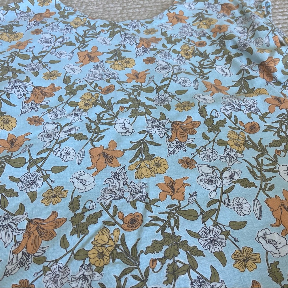 Cynthia Rowley Blue Floral Linen Button Back Top π - Picture 10 of 10